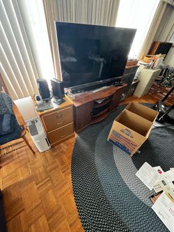 Complete 55" LG Cinema 3D Home Theater Setup - TV, Soundbar, 2 Remotes, Xumo 4K Smart Stream Box & 12 Pairs of 3D Glasses!