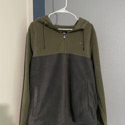 Medium Fleece Sweater (Men)