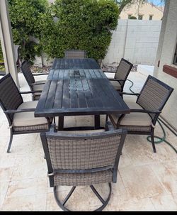 Outdoor table and chairs