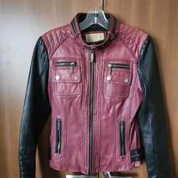 Michael Kors Moto Leather Jacket Coat Buckle Burgundy/Black Slimming Cut. Size S. Made in China. Very good condition. 