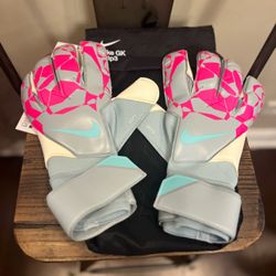 Nike Grip3 Goalkeeper Soccer Gloves size 10 