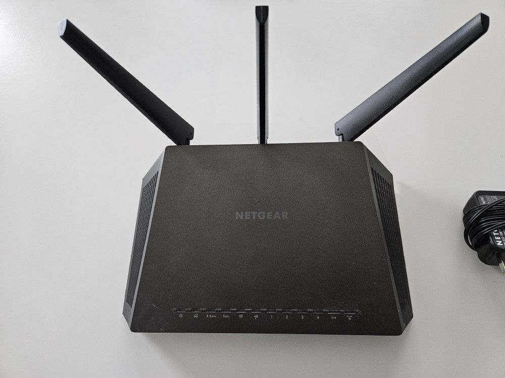 NETGEAR Nighthawk R7000 AC1900 Smart WiFi Router