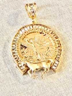 Mens Beautiful Ark Angel Pendant