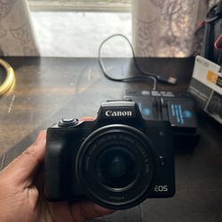 Canon EOS m50 Mark 2 