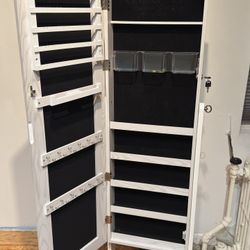 Jewelry Cabinet And Mirror Locks 