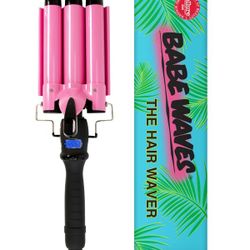 Brand New Beauty Babe Waves 3 Barrel Curling Iron Hair Waver Quick Heat