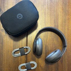 Beats Studio Pro Wireless