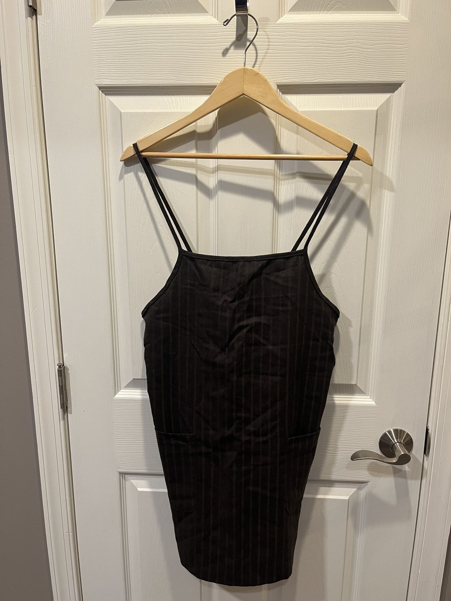 Street Life Charcoal Gray and Brown Pinstripe Midi Dress (Size: Small)