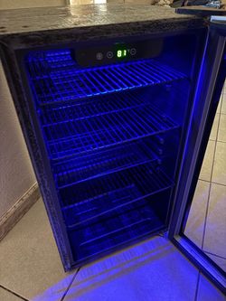 Wine Cooler/Mini Fridge