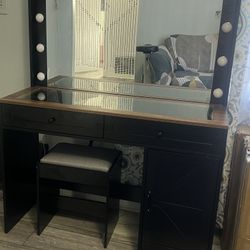 vanity with stool