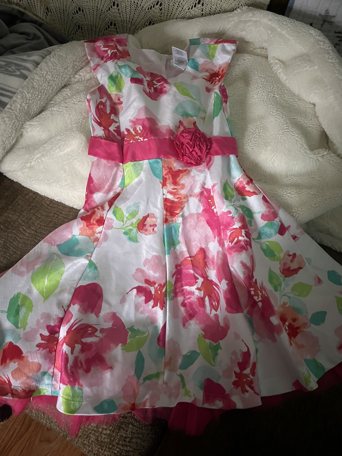 Little Girls Flower Dress Size 6