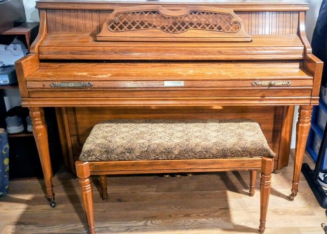 $180**Piano