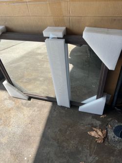 2 mirrors