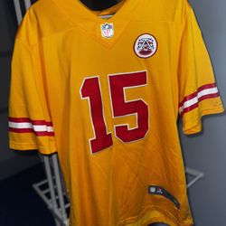 Like New NFL Patrick Mahomes Jersey 🔥
