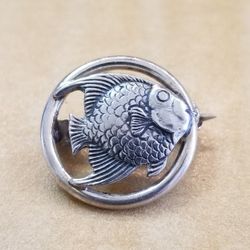 Pin Sterling silver Fish