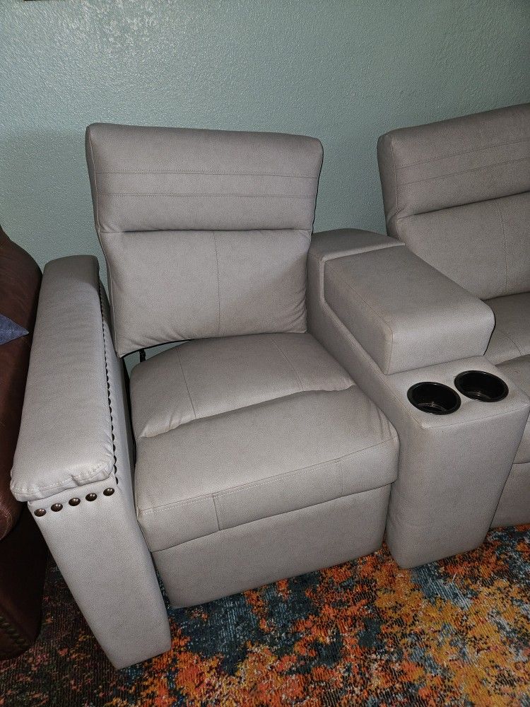 R V Couch