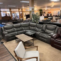 Power recliner leather sectional 1Pc  📌📌📌 📣📣📣Everything is in stock and ready to go💥💥💥