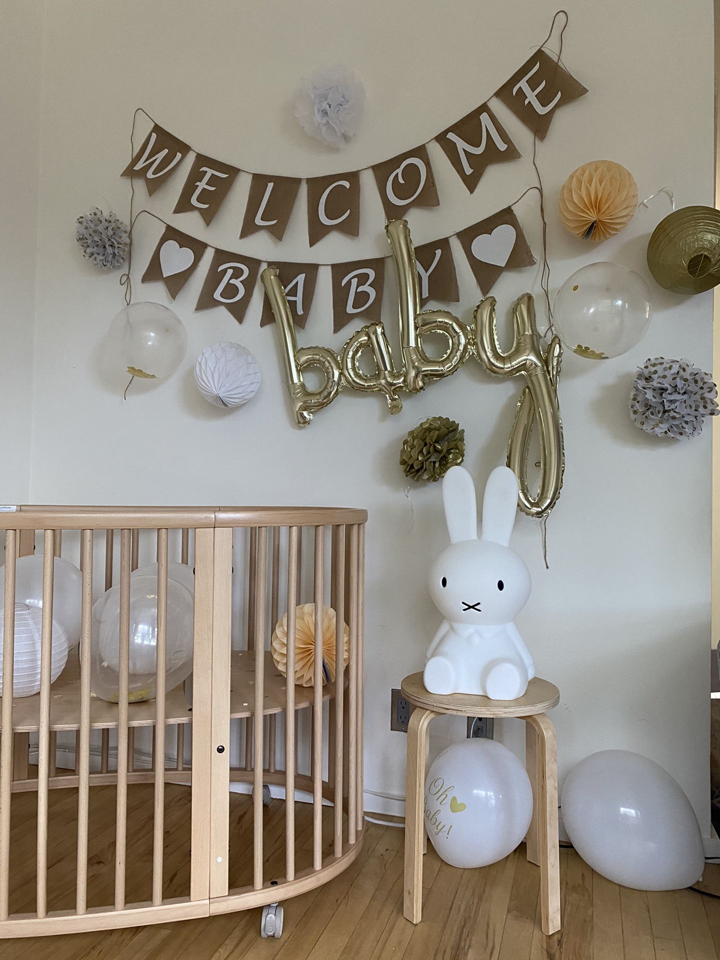 “Welcome Baby” Burlap Sign For Baby Shower
