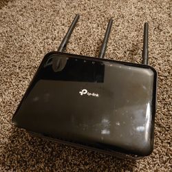 Archer C1900 Dual Band 5Ghz Wireless Internet Router Switch Home Office School Dorm