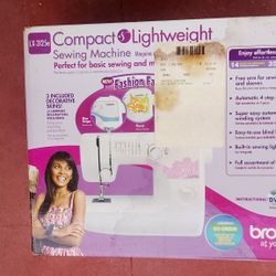 Brothers LX - 3135e Sewing Machine 