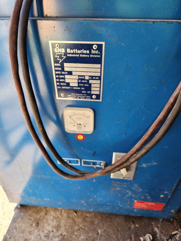 Forklift /lift Charger