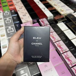 Brand new men and female perfumes and Cologne for sale bulk and singles available sample available to smell✅ full size 