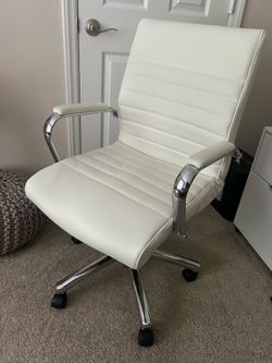 faux leather office chair