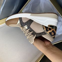 MICHAEL KORS Liv Trainer Wedge Sneakers Oat Leopard Print Women’s Size 5.5