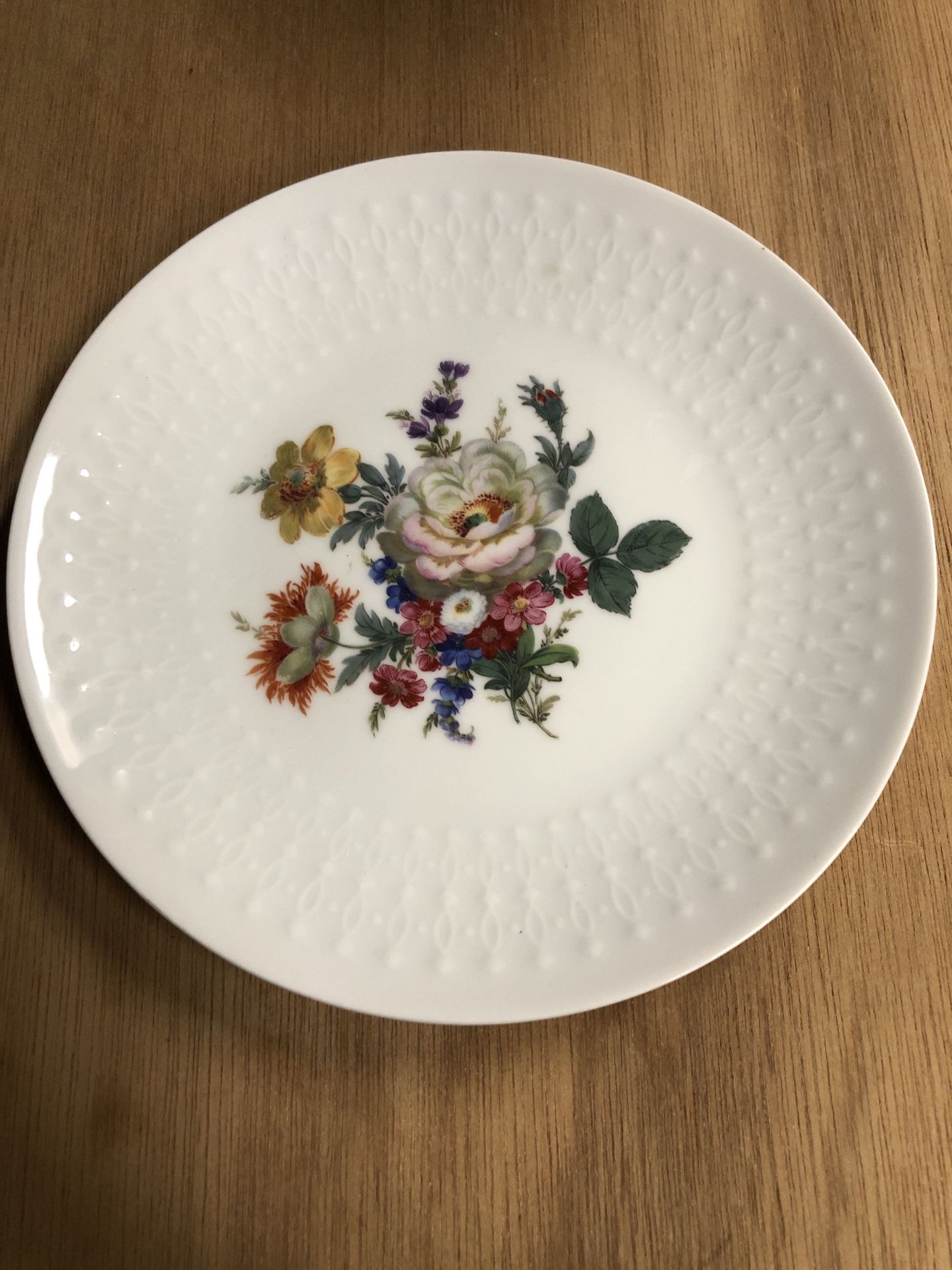 Vintage Beautiful Hand Painted Bavaria Porzellan Germany 