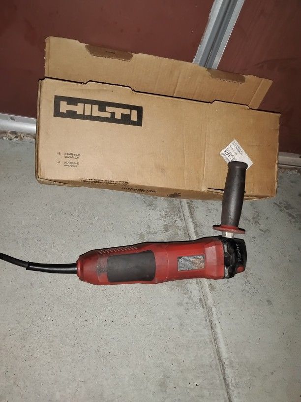 HILTI  500 12D Angle Grinder CONCRETE Grinder 
