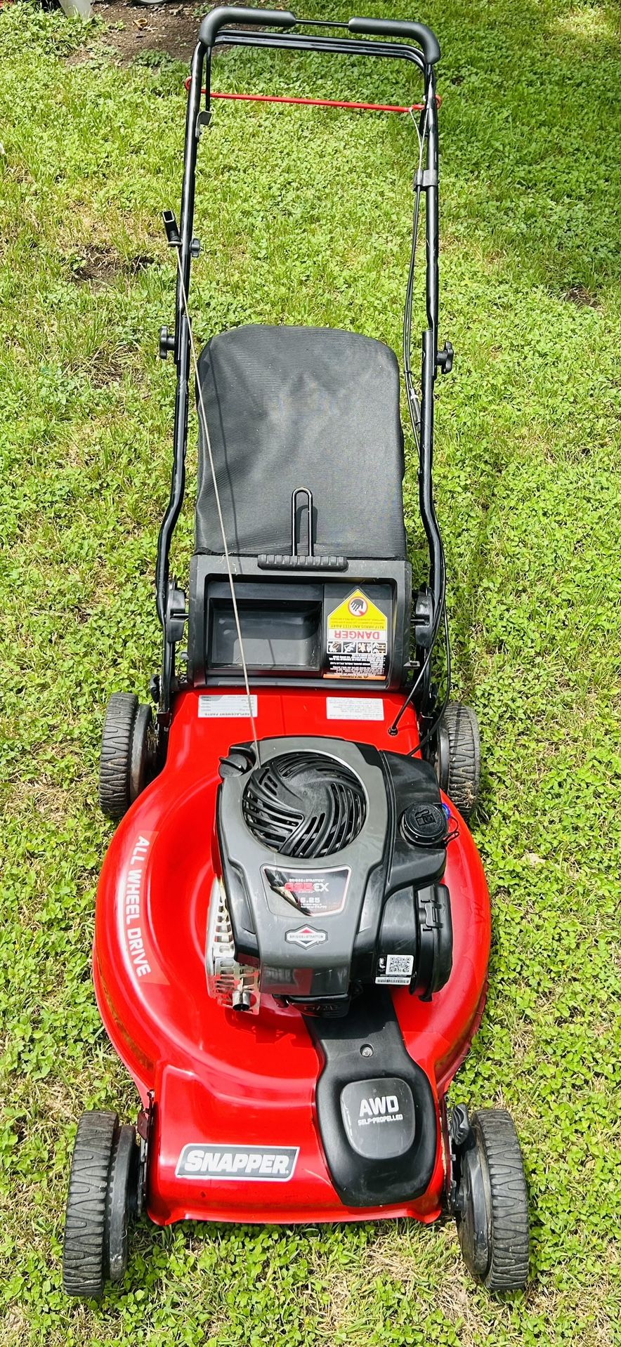 Snapper aWD Mower With Bag