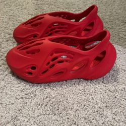 Yeezy Foam Runner S 10 