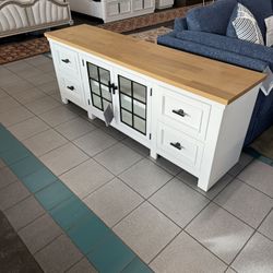 TV STAND ON SALE