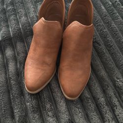 American Eagle Ankle Boots 