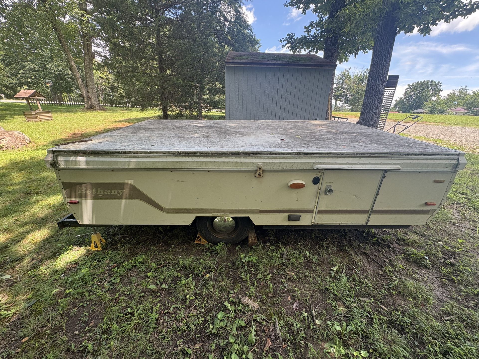 1976 Bethany Pop up