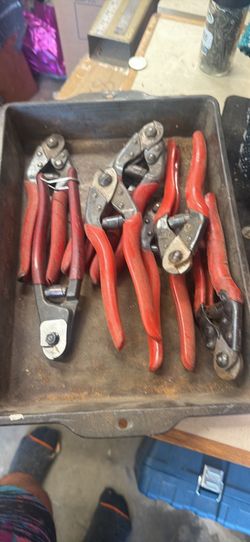 Box of nippers
