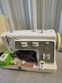 Vintage Singer Stylist Sewing Machine