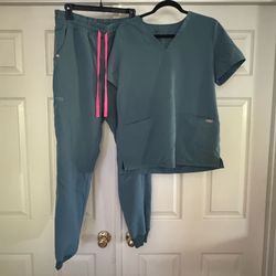 Women’s Fig’s Scrubs Medium/ Medium Tall jogger pants