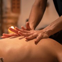 En tu domicilio masaje relajante