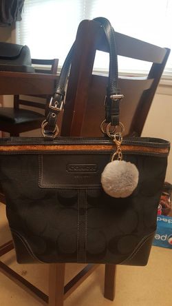 Pre-owned coach bag