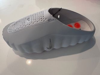 Nike Mind 001 Authentic