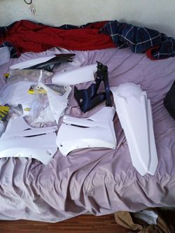 Dirt bike plastic covers for a yz250/450