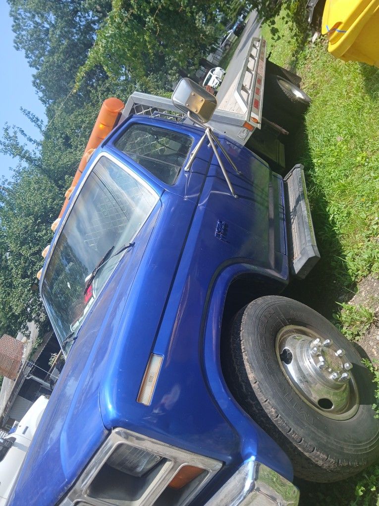 1985 Ford F-350