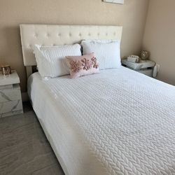Queen Bed With Nightstand 