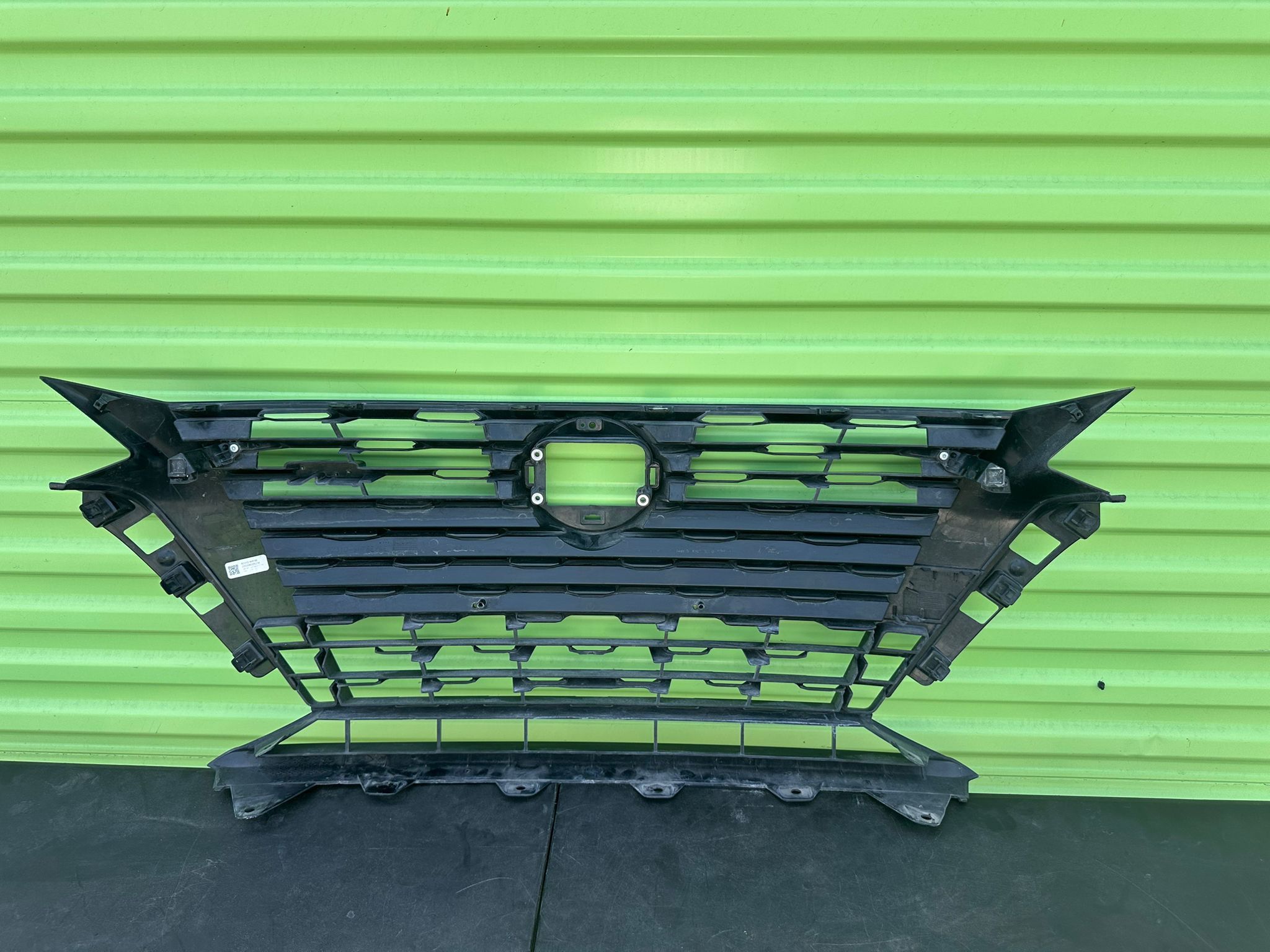 2023-2024 NISSAN SR ALTIMA FRONT RADIATOR GRILLE GRILL OEM