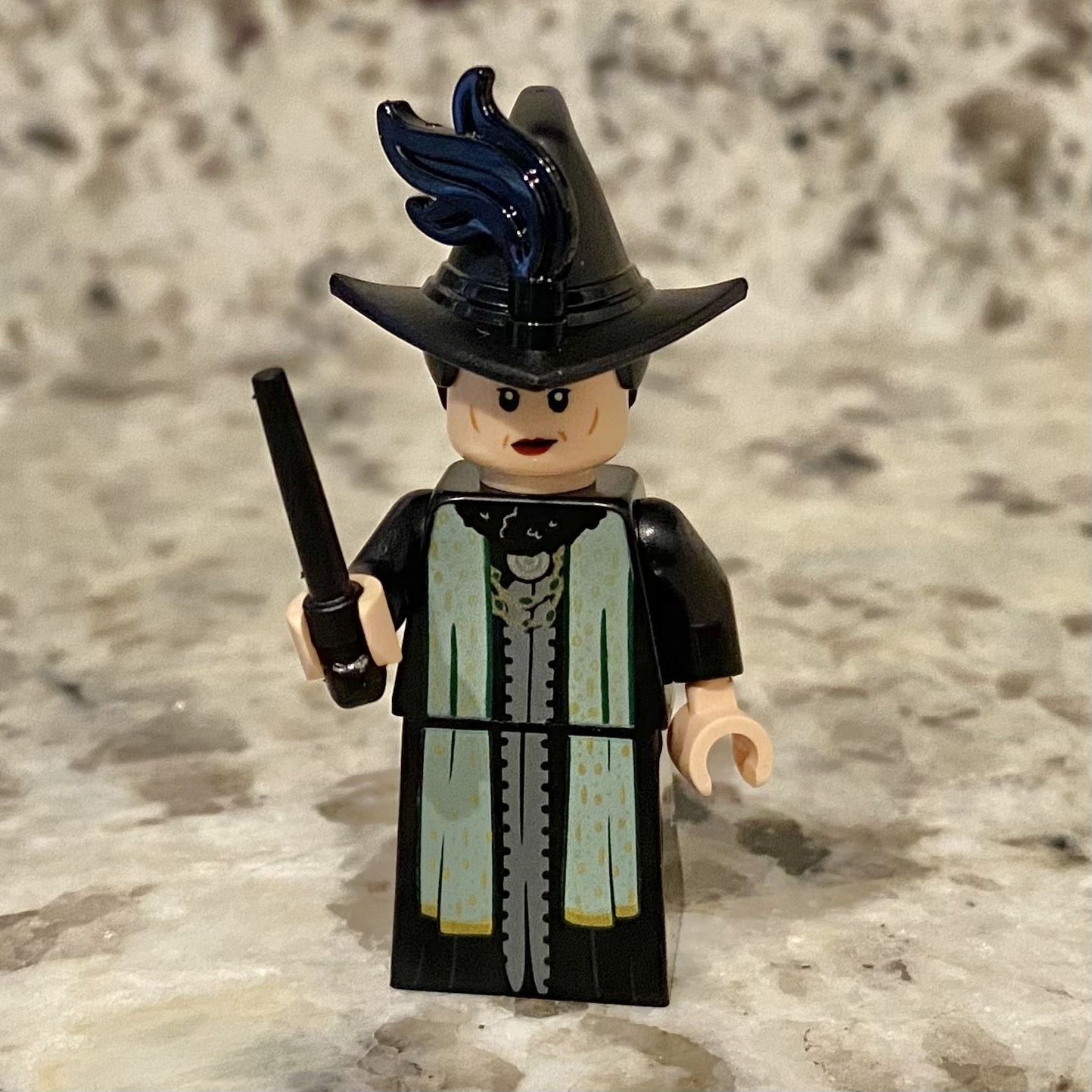 LEGO Madam Pince Harry Potter Minifigure