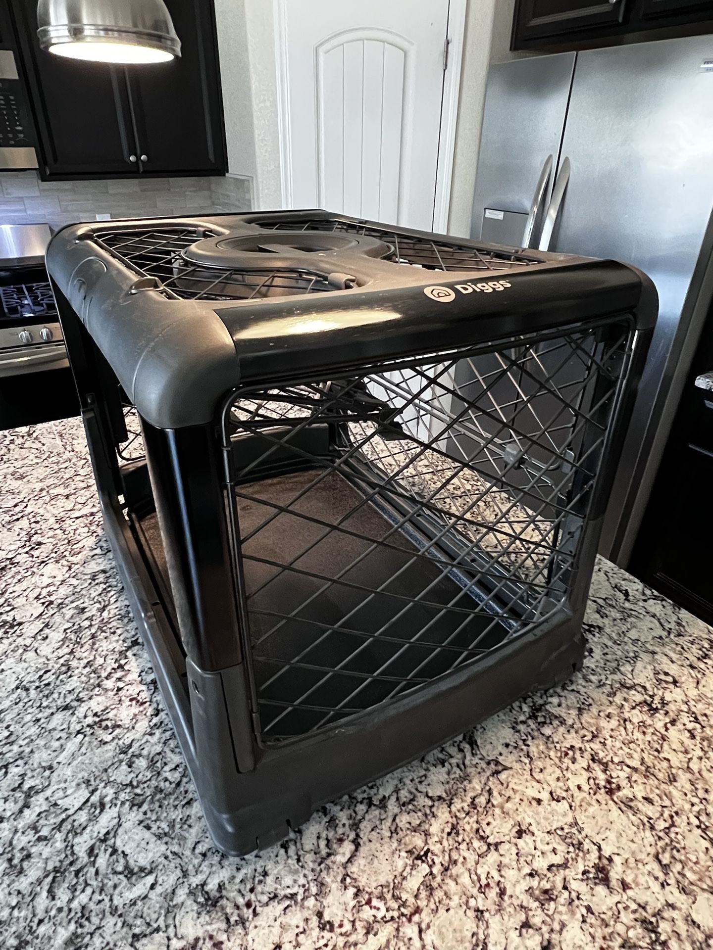 Revol Dog Crate and Pad SM ( Charcoal )