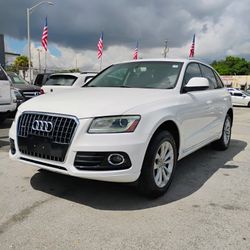 AUDI Q5 QUATTRO PREMIUM 