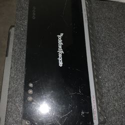 KICKER L7 15 IN PORTED BOX WITH  AMP