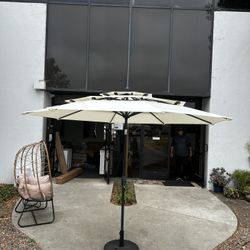 $50.00!!! New 10’ Triple Top Patio Umbrella with Ventilation push button tilt crank open (base sell seperate)